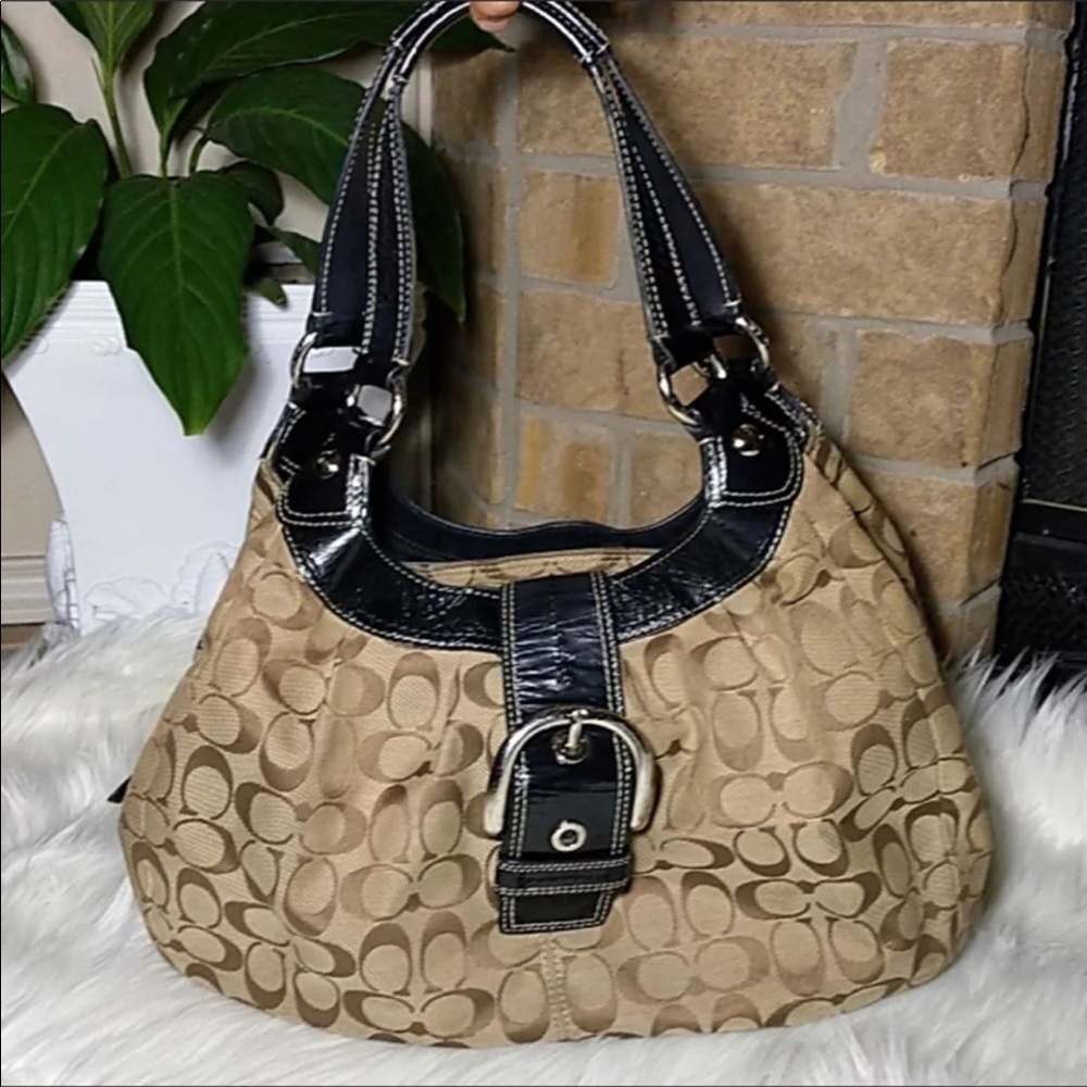 Coach Signature Hobo Shoulder Bag